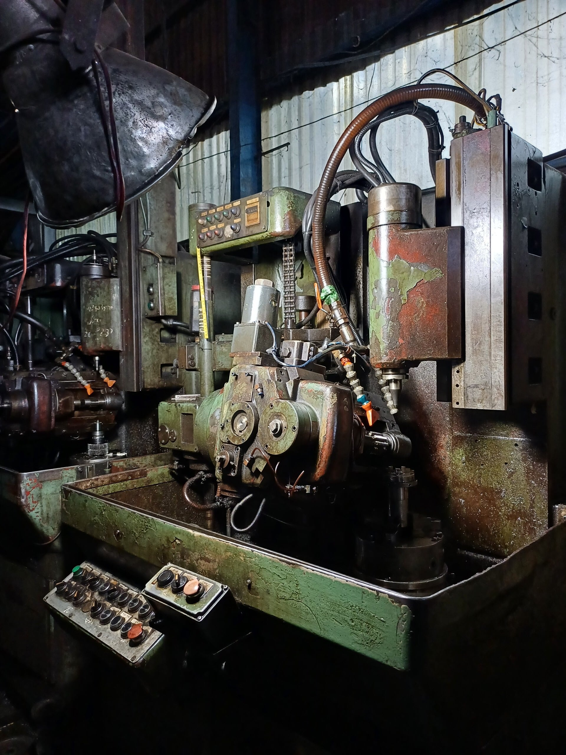 Milling machine